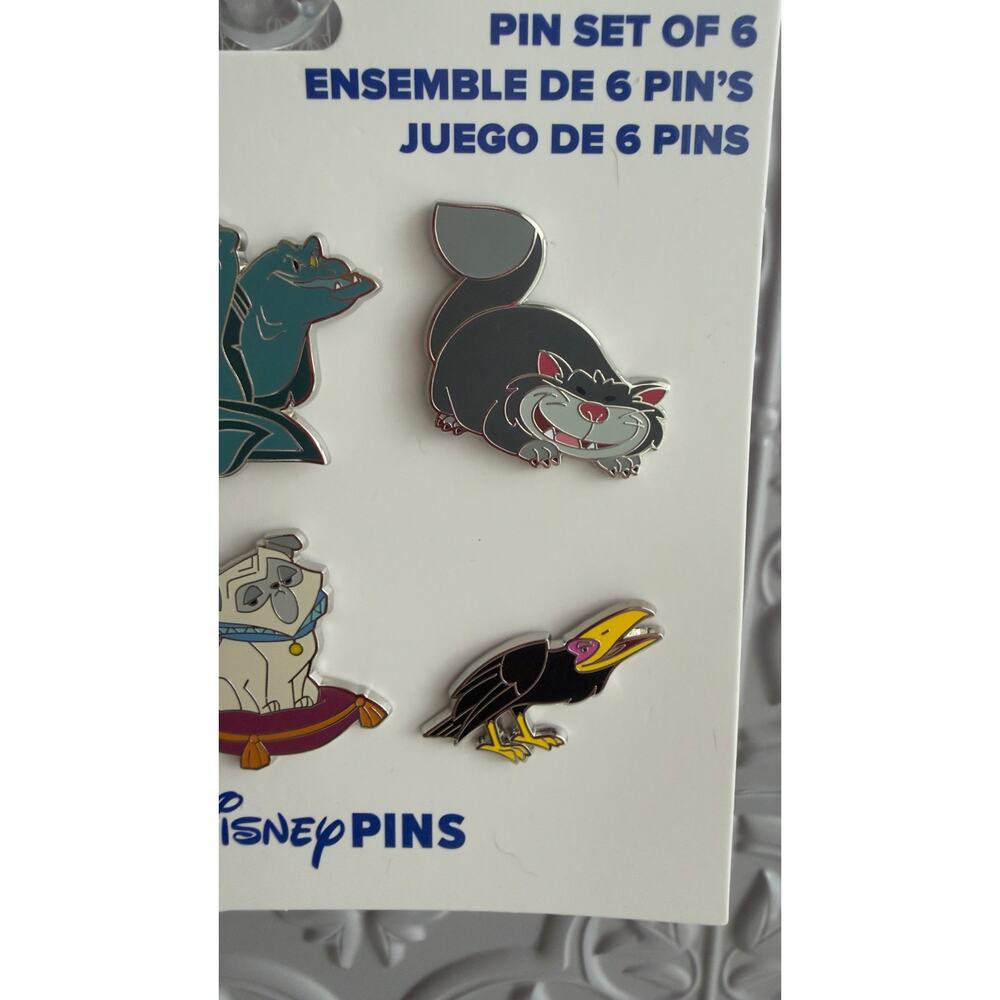 Disney Parks Villains Sidekicks 6 Pin Set NEW - Picture 4 of 4